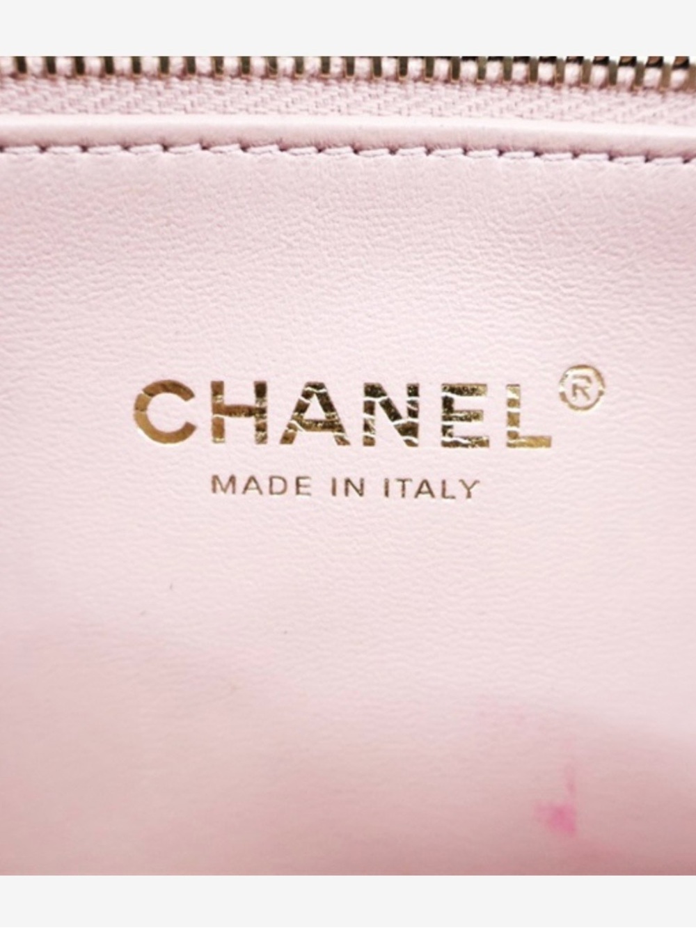 CHANEL Soft Pink Classic Quilted Lambskin Shoulder Bag with Gold Chain - Picture 4 of 11